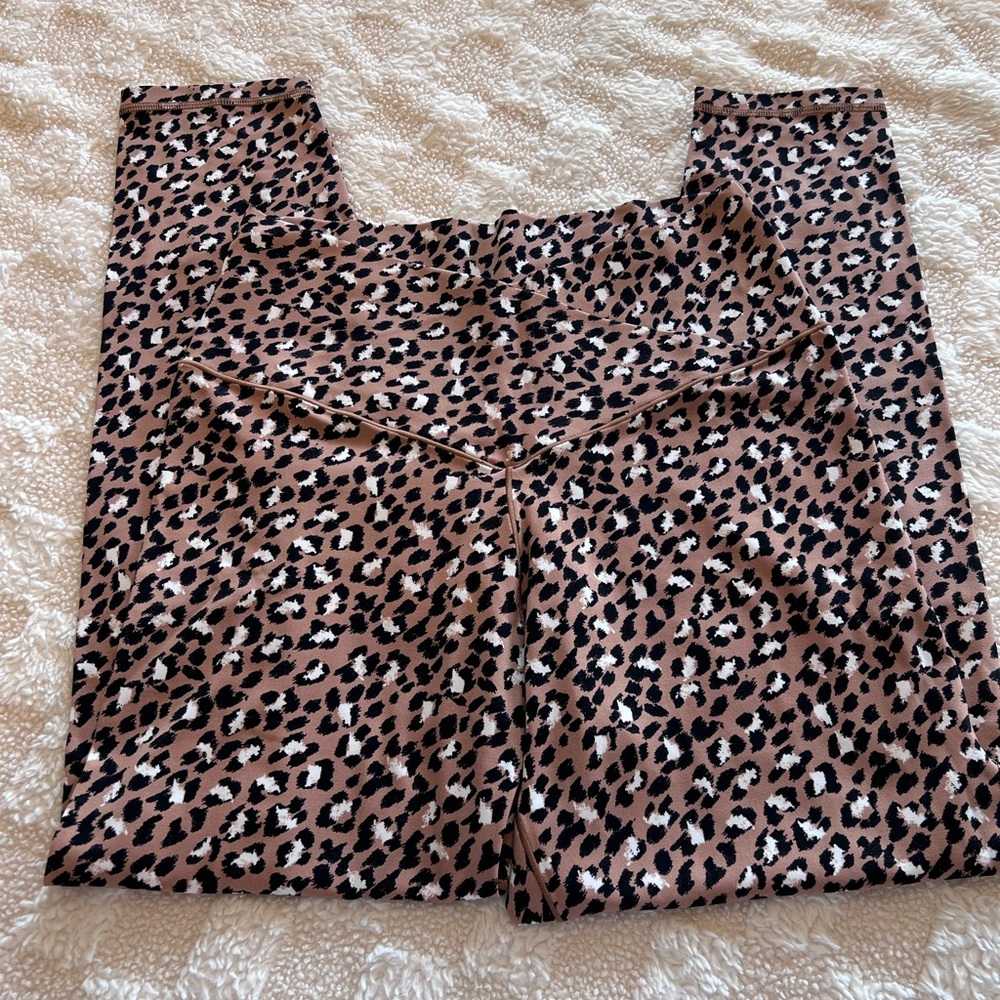 aerie Crossover Waist Leopard Print Leggings